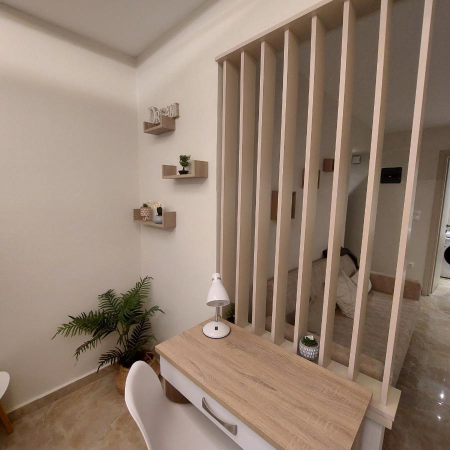 Budget Apartment To The Center Szaloniki Kültér fotó